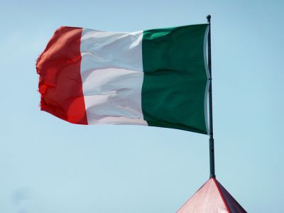 Pratiche e consigli con il consolato italiano