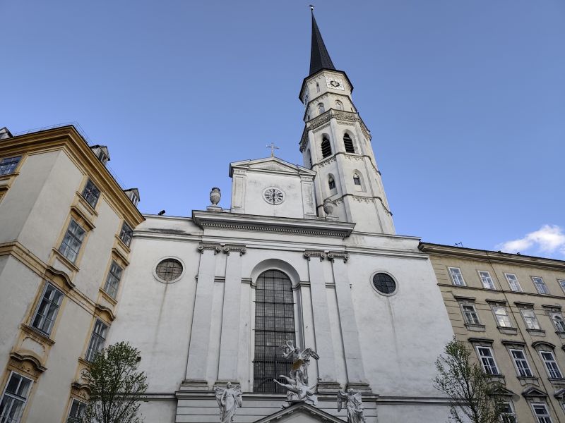 Chiesa-di-San-Michele-Michaelerkirche