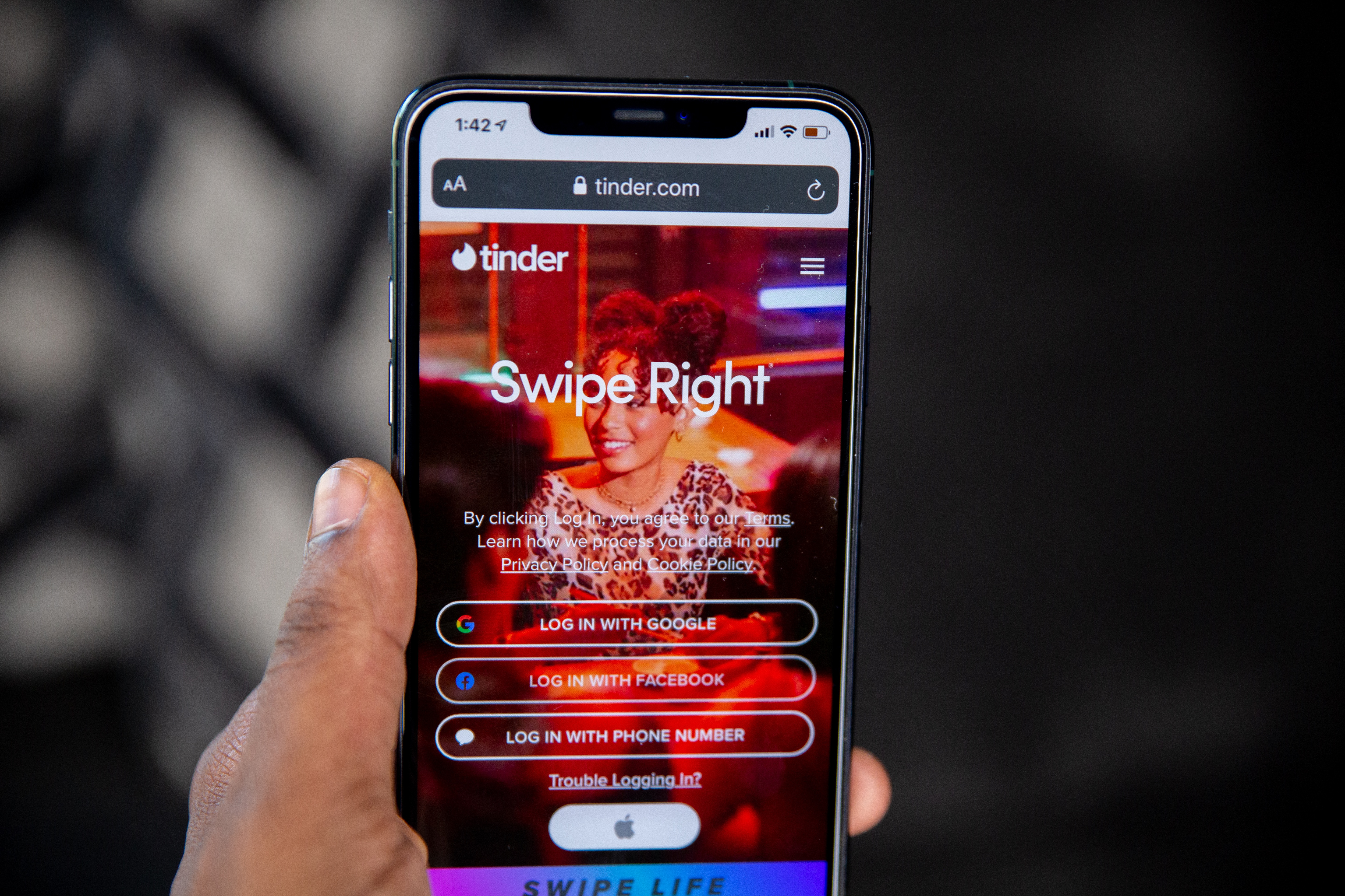 Dating-a-Vienna-come-funzionano-Tinder-Bumble-e-gli-appuntamenti-con-gli-austriaci