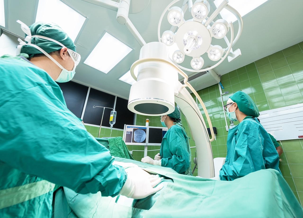 Ospedali_austriaci_ed_italiani_a_confronto
