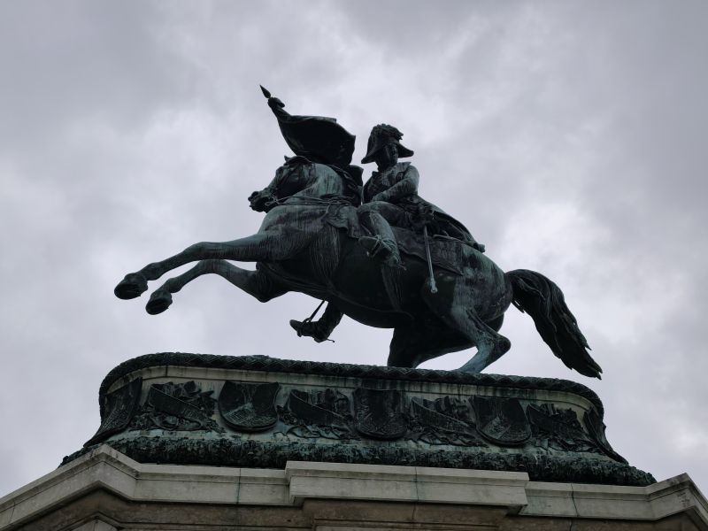 Statua-equestre-dell-Arciduca-Carlo-d-Austria