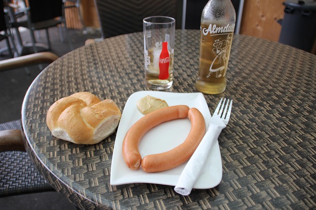 bevande-tipiche-austriache-almdudler-schnaps