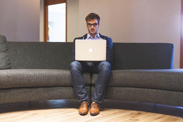 lavoro-autonomo-requisiti-tasse-adempimenti